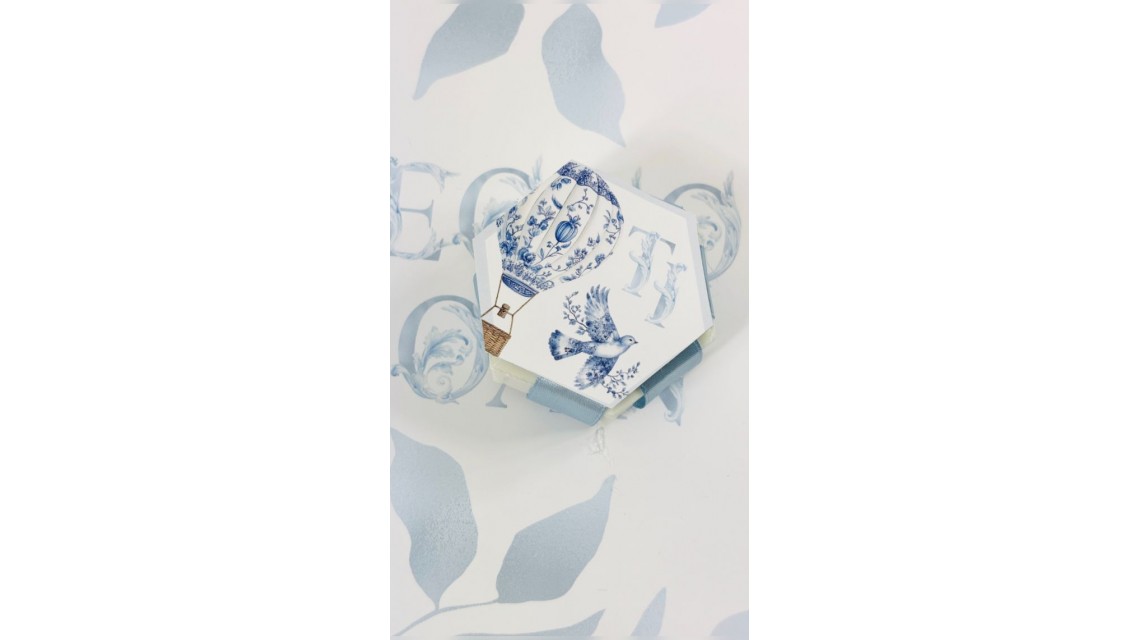 Trusou botez baietel Hot Air Balloon Blue Toile cu baloane de aer cald design elegant 10